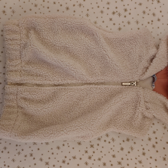 3/30 Mayoral Hooded Fur Vest - Picture 4 of 16